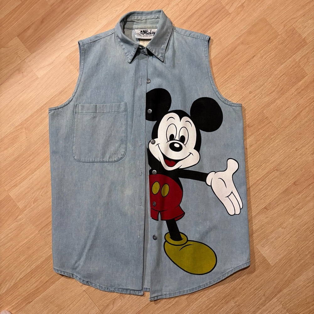 ‘90s Mickey Mouse by Jerry Leigh Button-Down Shirt Small